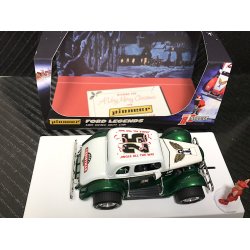 '34 Ford Coupe, "The Legends of Christmas", green/white