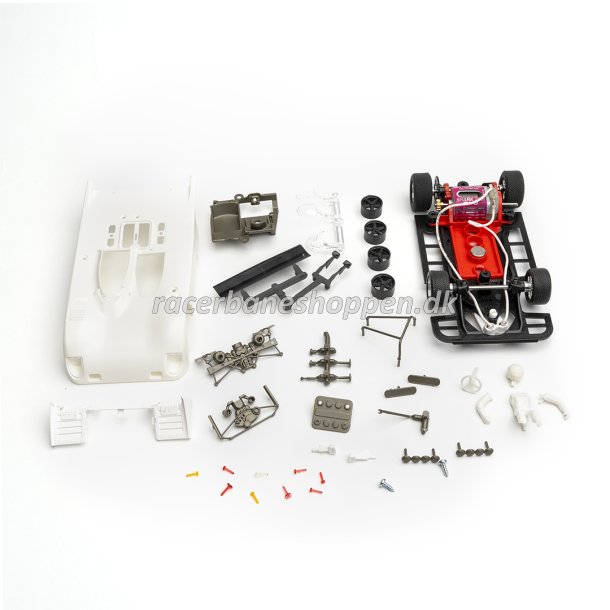 LOLA T280/290 WHITE KIT INCLUDING MECHANIC SW SHARK 21.5K EVO