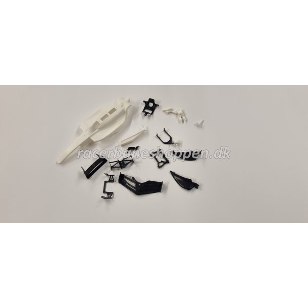 NSR FORMULA 22 WHITE BODY KIT (NO MECHANIC)