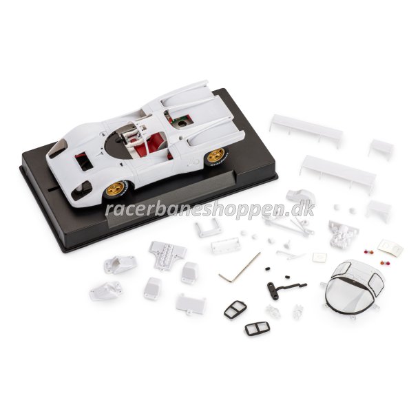 Ferrari 512M - White Kit with prepainted and preassembled parts